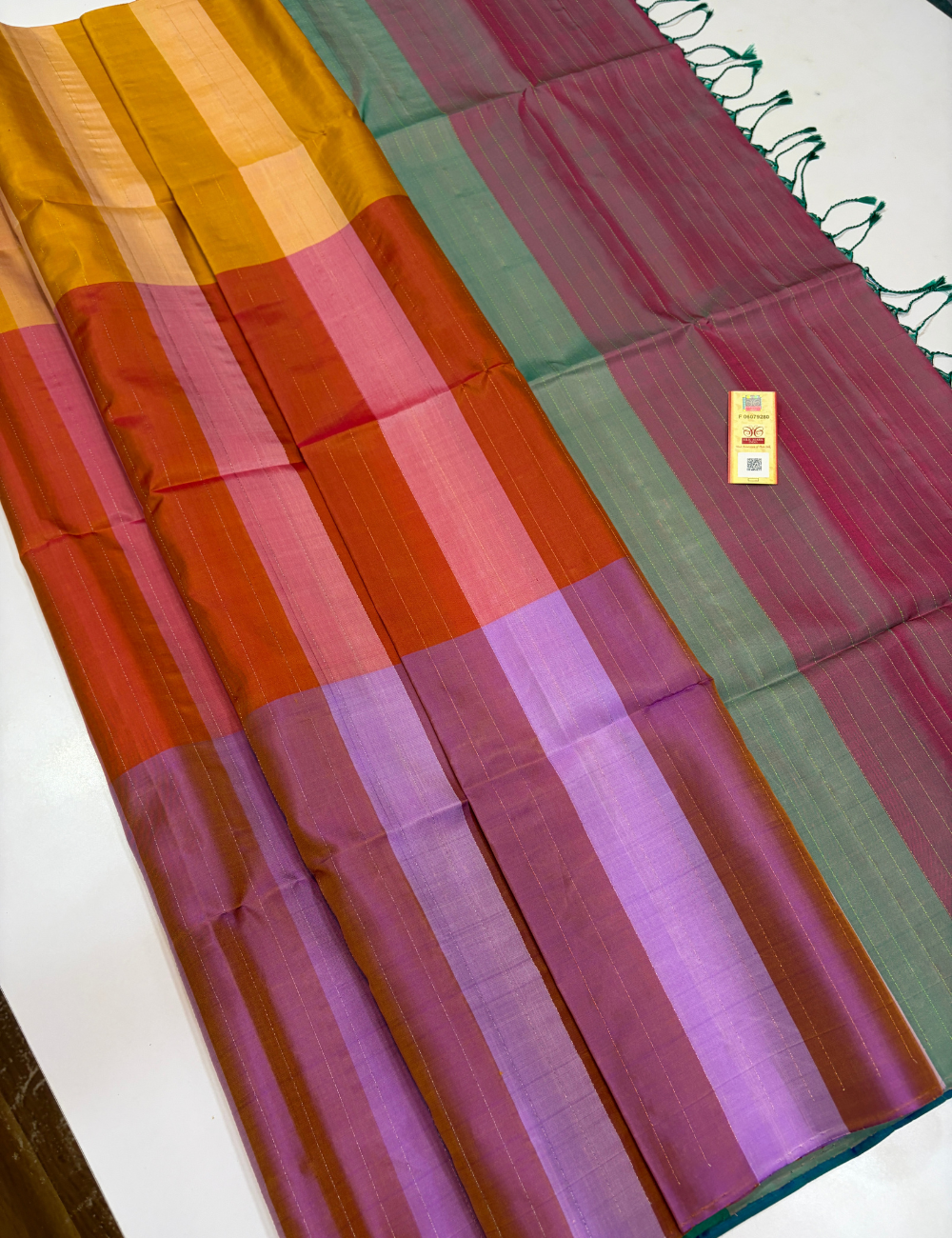 Plain Pure Soft Silk Saree with Tricolour Body Weaving | Borderless Elegant Designer Saree