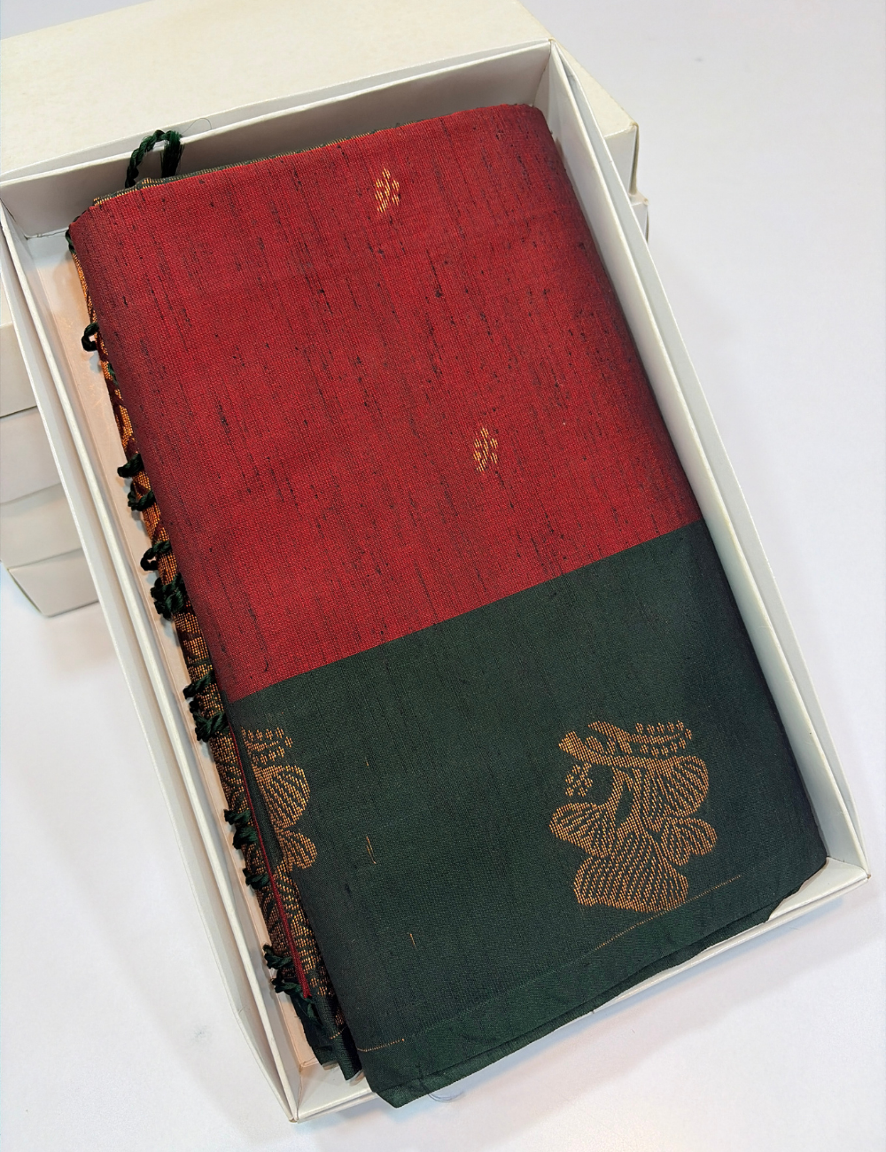 Deep Maroon with Bottle Green Contrast Border Dubion Semi Softsilk Saree – Handloom