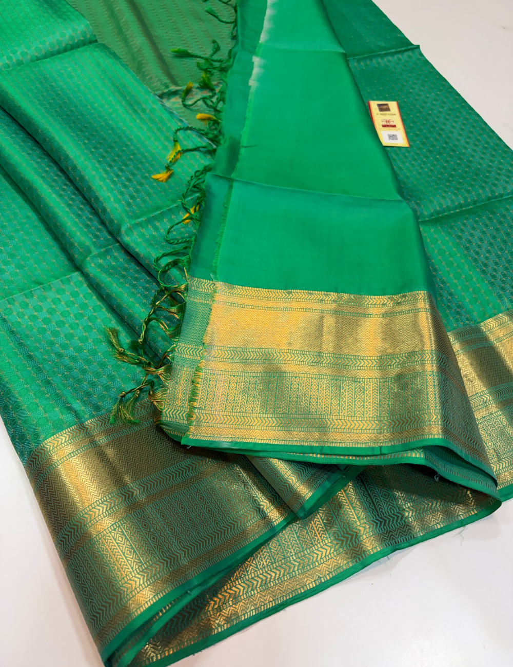 Emerald Green Full Brocade Handloom Pure Soft Silk Saree with Kanchi Border | Silk Mark Certified