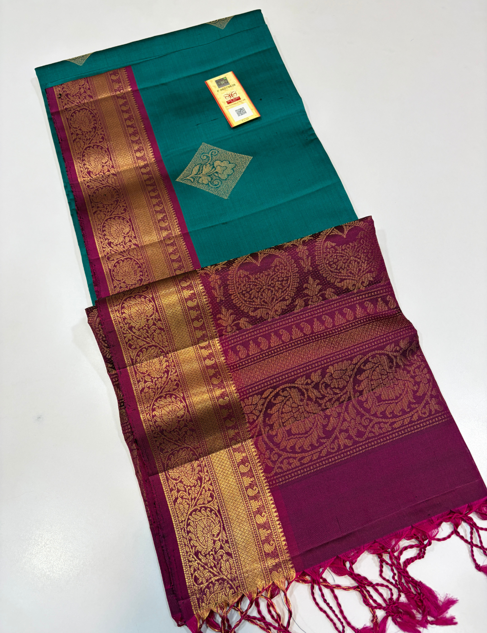 Vibrant Turquoise Blue & Berry Pink Kanchi Border Handloom Pure Softsilk Saree
