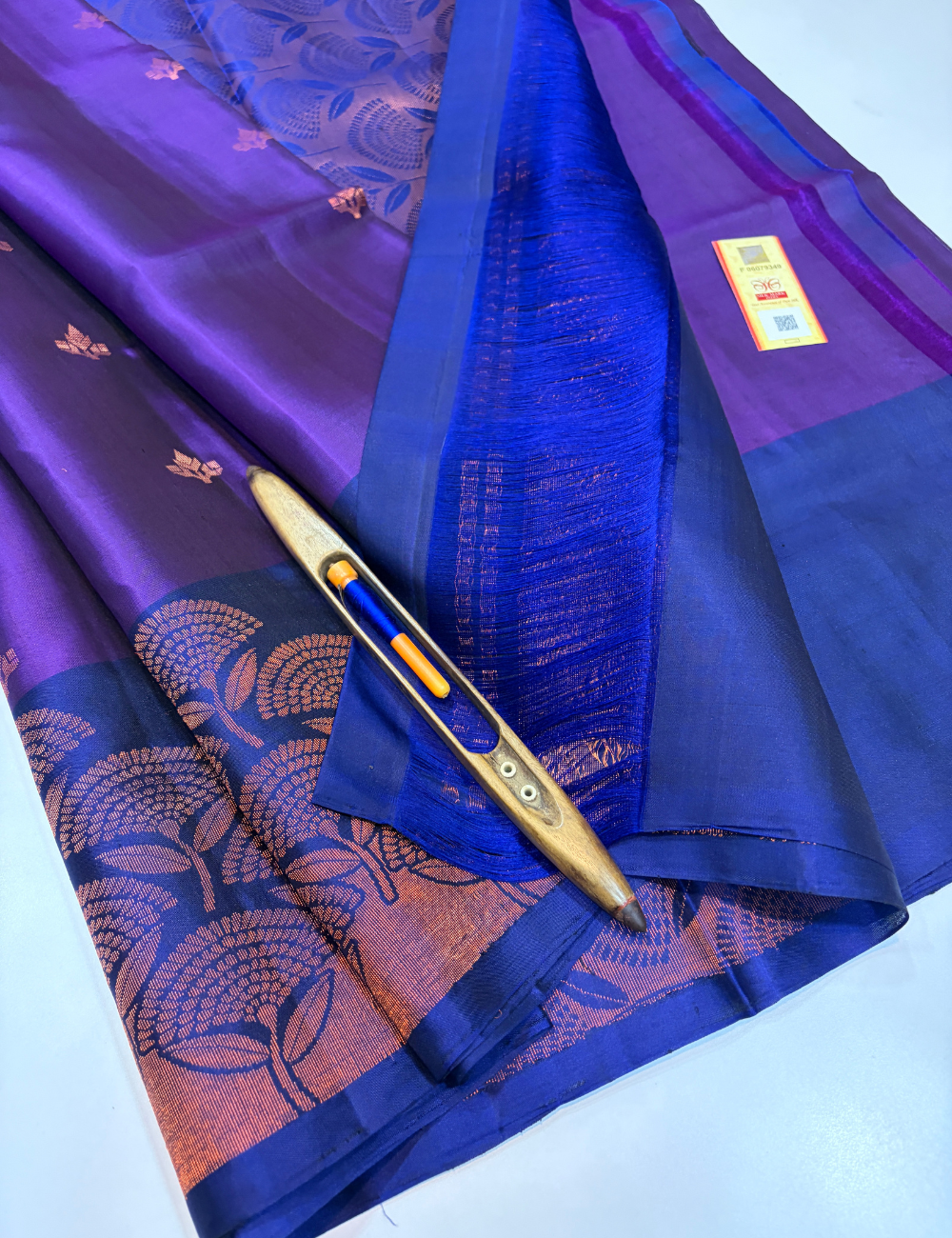 Deep Violet Handloom Pure Soft Silk Saree with Dark Blue Pallu & Blouse | Rich Copper Zari Turning Border | Silk Mark Certified  Description:
