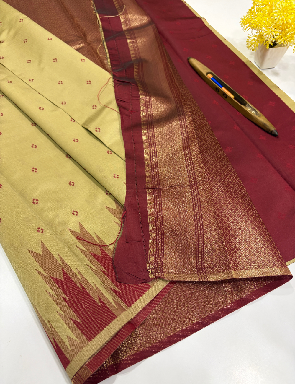 Elegant Elachi Green Semi Soft Silk Saree with Maroon Temple Border | Thread Weaving Rich Pallu & Traditional Buttas