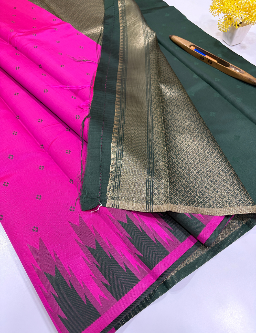 Beautiful Candy Pink Semi Soft Silk Saree with Bottle Green Temple Border | Thread Weaving Rich Pallu & Traditional Buttas