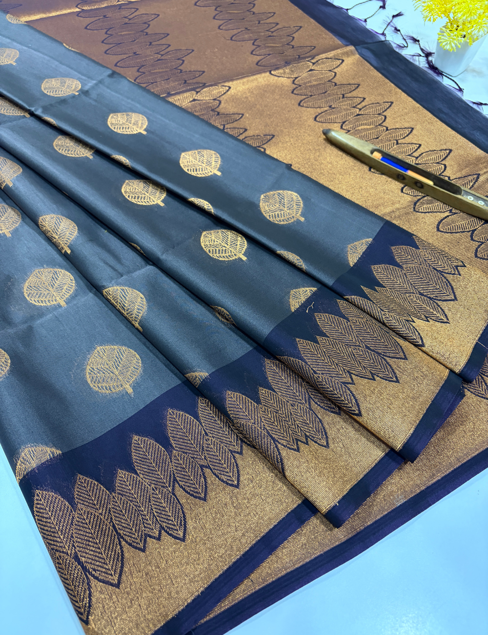 Handloom Grey Pure Silk Cotton Saree with Turning Border | Dark Blue Pallu & Blouse