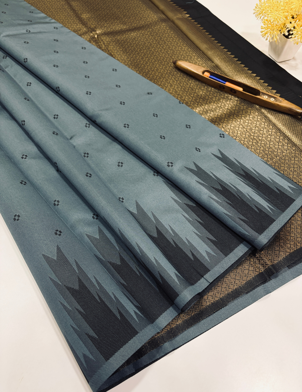 Elegant Grey Semi Soft Silk Saree with Bottle Green Temple Border | Thread Weaving Rich Pallu & Traditional Buttas