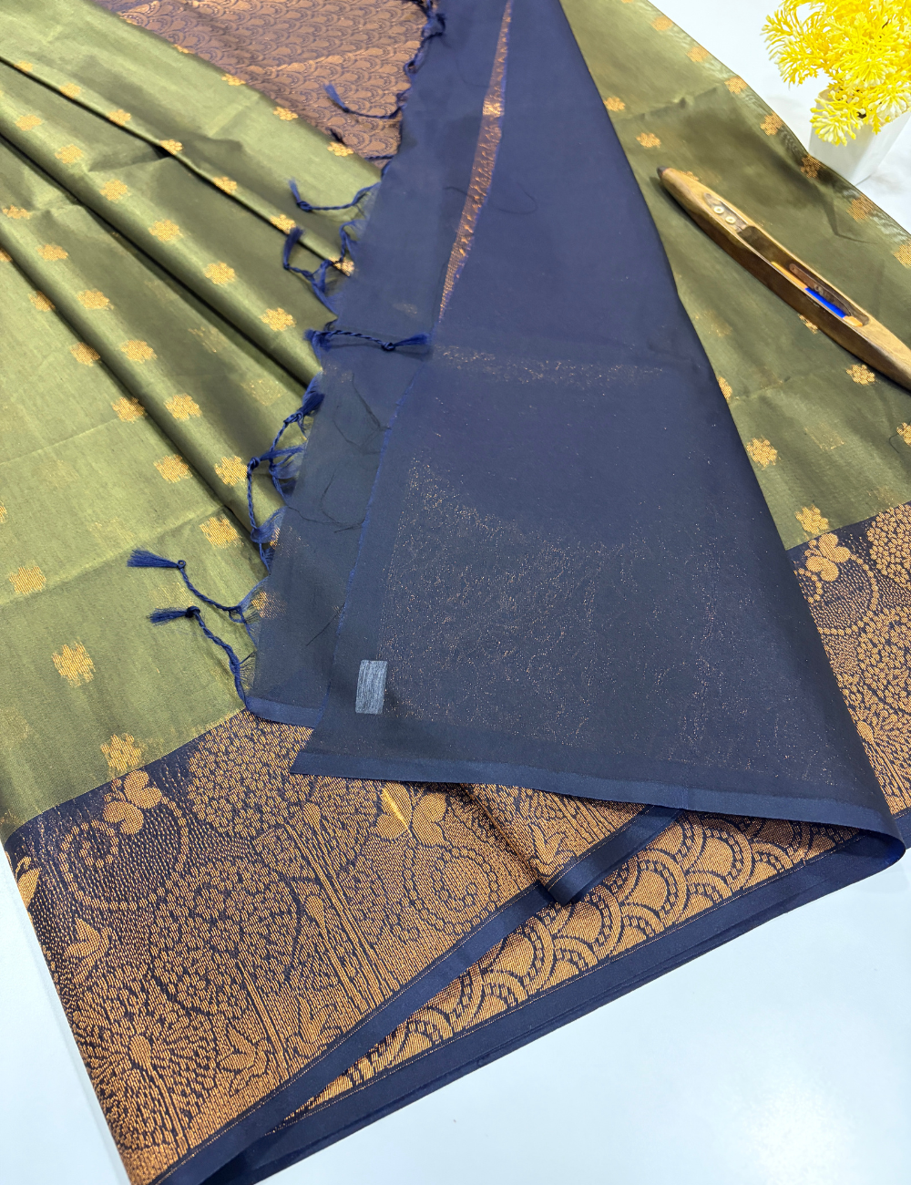 Handloom Mehanti Grey Pure Silk Cotton Saree with Turning Border | Dark Blue Pallu & Blouse