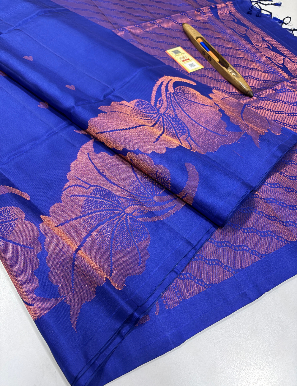 Royal Blue Handloom Pure Soft Silk Saree with Grand Floral Border | Rich Self Pallu & Blouse | Silk Mark Certified