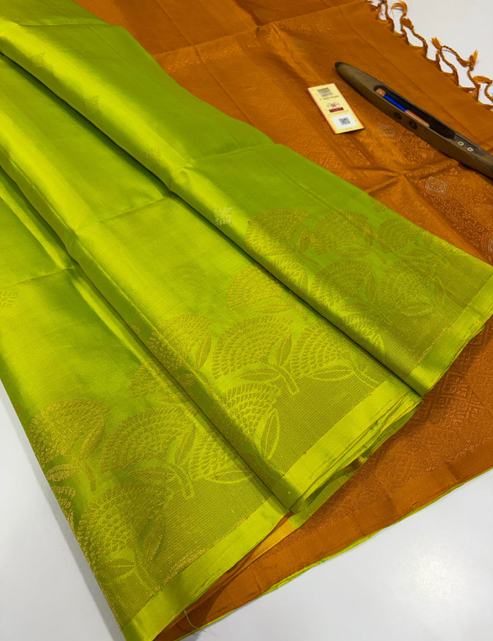 Sneha Green Handloom Pure Soft Silk Saree with Golden Mustard Pallu & Blouse | Elegant Turning Border | Silk Mark Certified