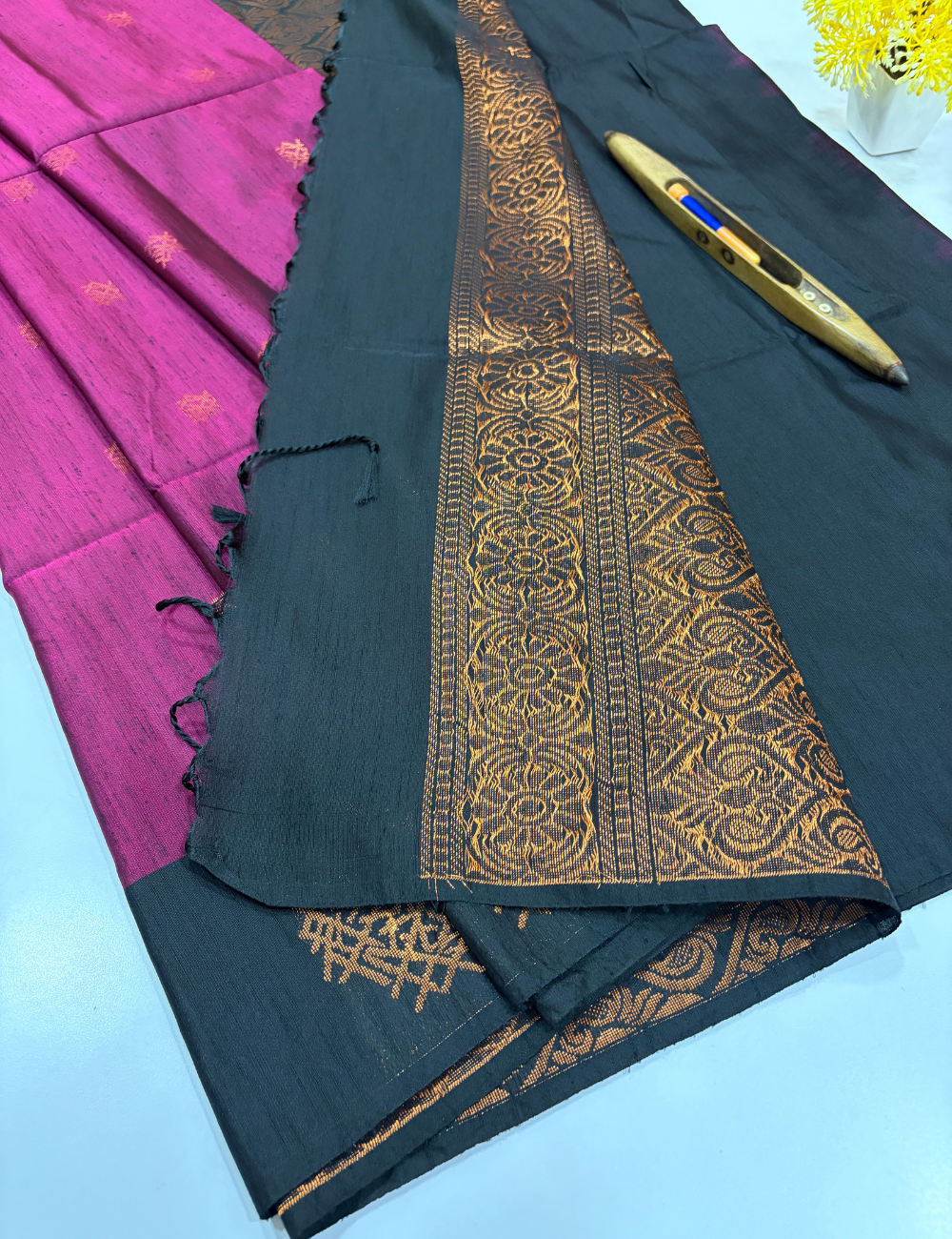 Handloom Deep Purple Dubion Silk Saree with Black Pallu & Blouse | Contrast Border Saree